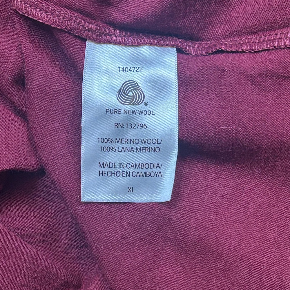 Segments 100% Merino Wool Top XL Dark Red Long Sleeve NWT - Picture 4 of 11
